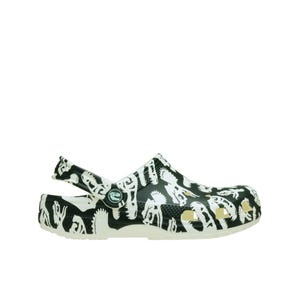 Crocs รุ่น Classic Glow Dino Clog รองเท้าลำลองเด็กโต - สีเขียว