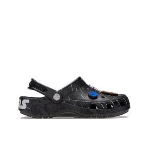 Crocs รุ่น Star Wars Hyper Space Classic Clog รองเท้าลำลอง Unisex - Multi